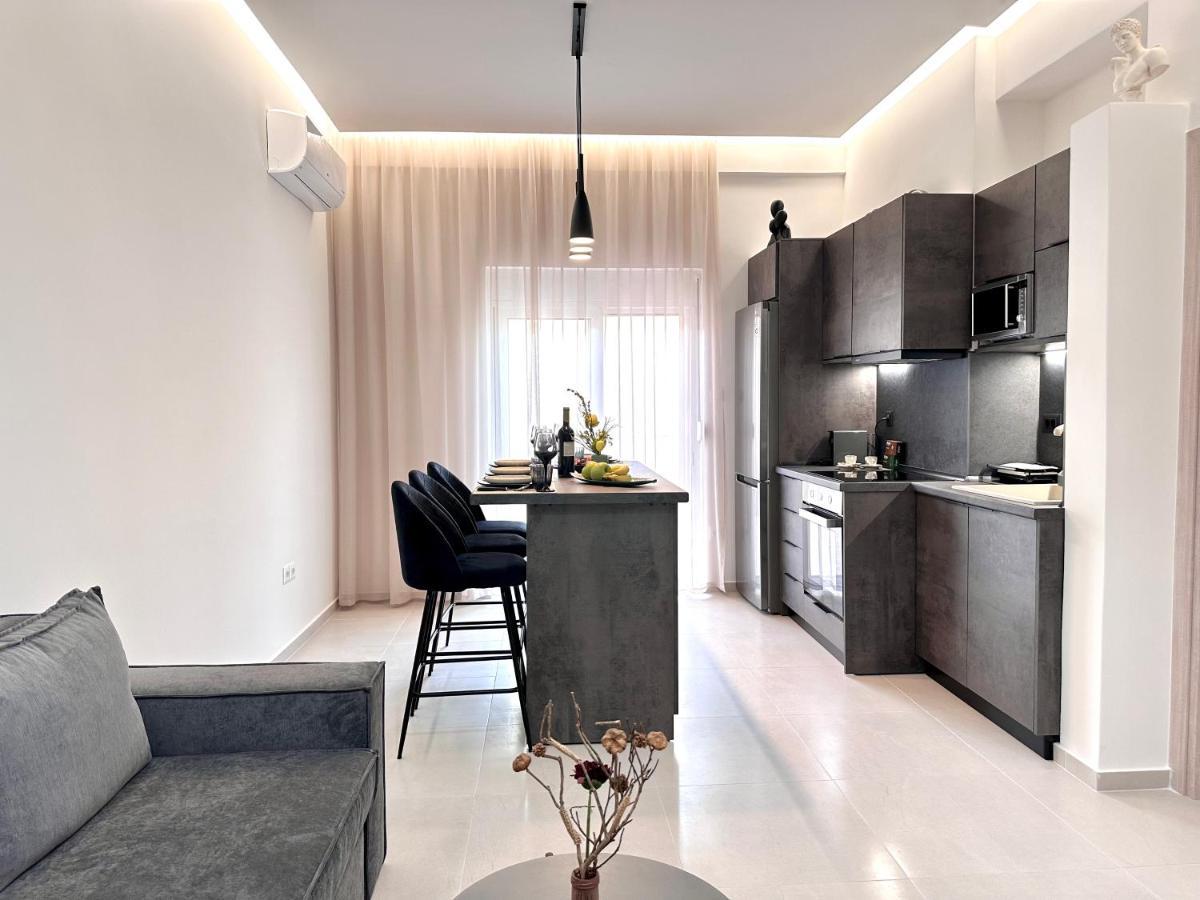 יאליסוס Seaside Deluxe Apartment מראה חיצוני תמונה