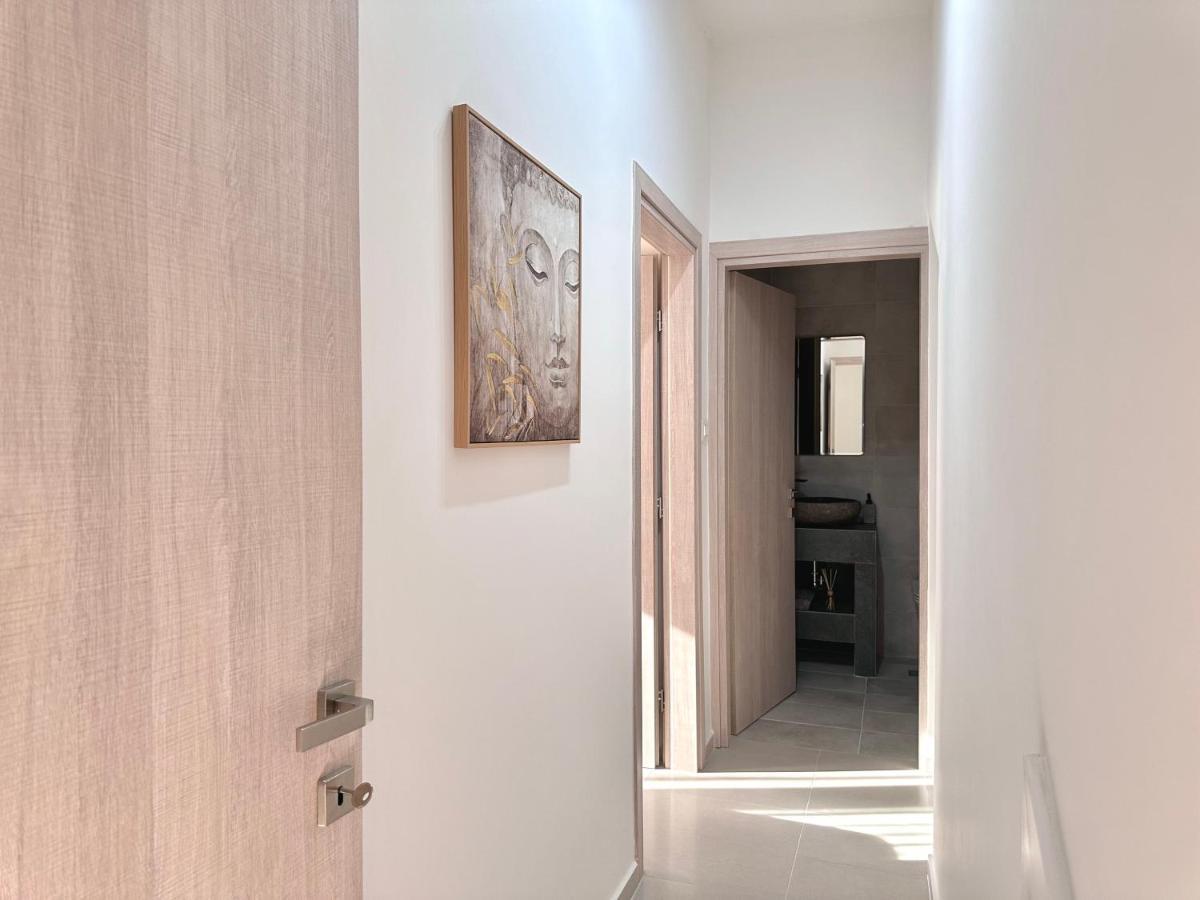 יאליסוס Seaside Deluxe Apartment מראה חיצוני תמונה