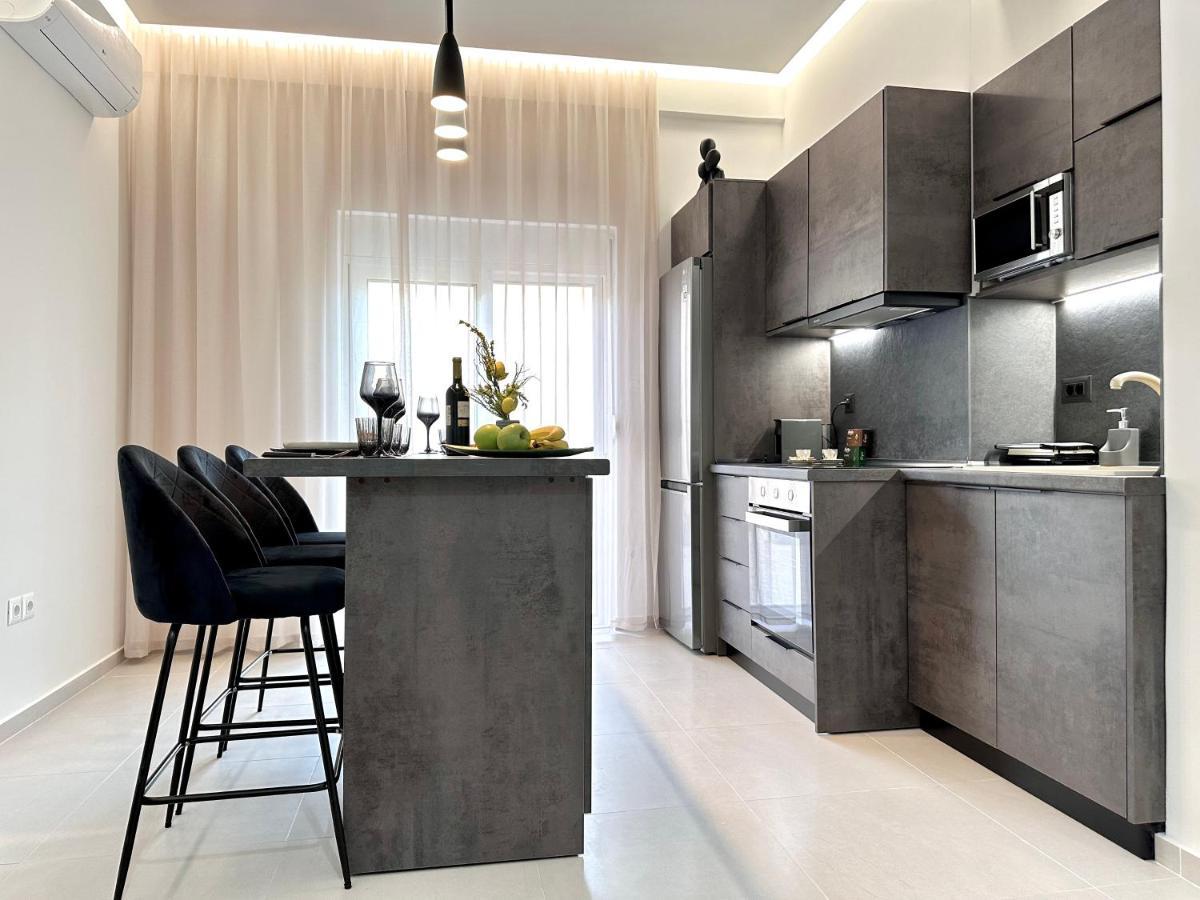 יאליסוס Seaside Deluxe Apartment מראה חיצוני תמונה