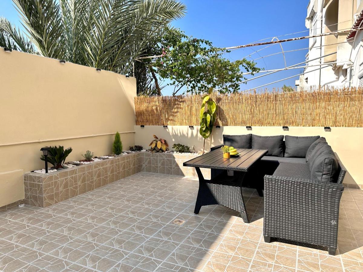 יאליסוס Seaside Deluxe Apartment מראה חיצוני תמונה