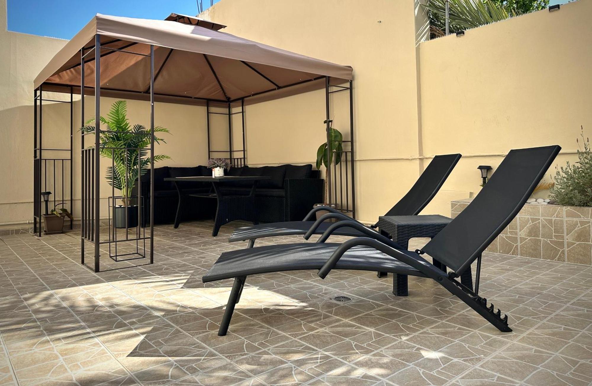יאליסוס Seaside Deluxe Apartment מראה חיצוני תמונה